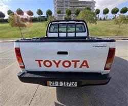 تويوتا هايلوكس